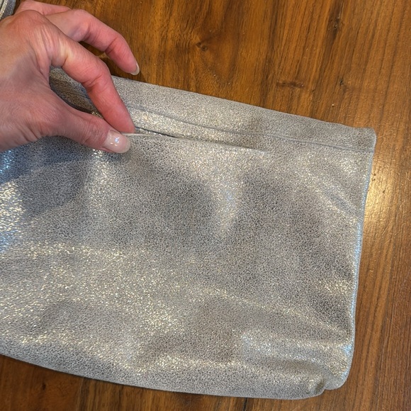 Hammit Silver Leather VIP Crossbody Clutch Shoulder Bag - Picture 11 of 13